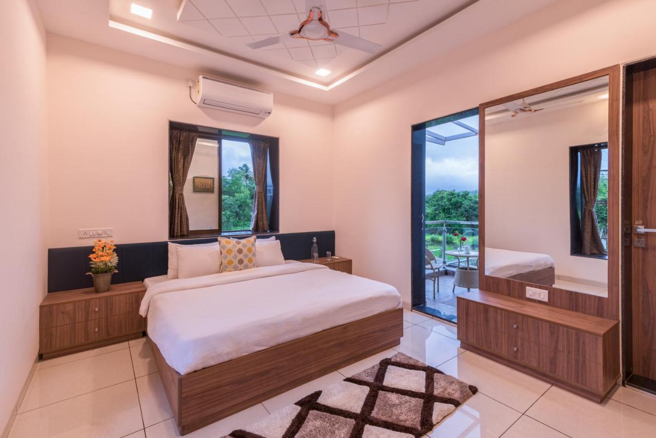 Saffronstays Aster, Plunge Pool Villa With Garden, Lonavala Esterno foto